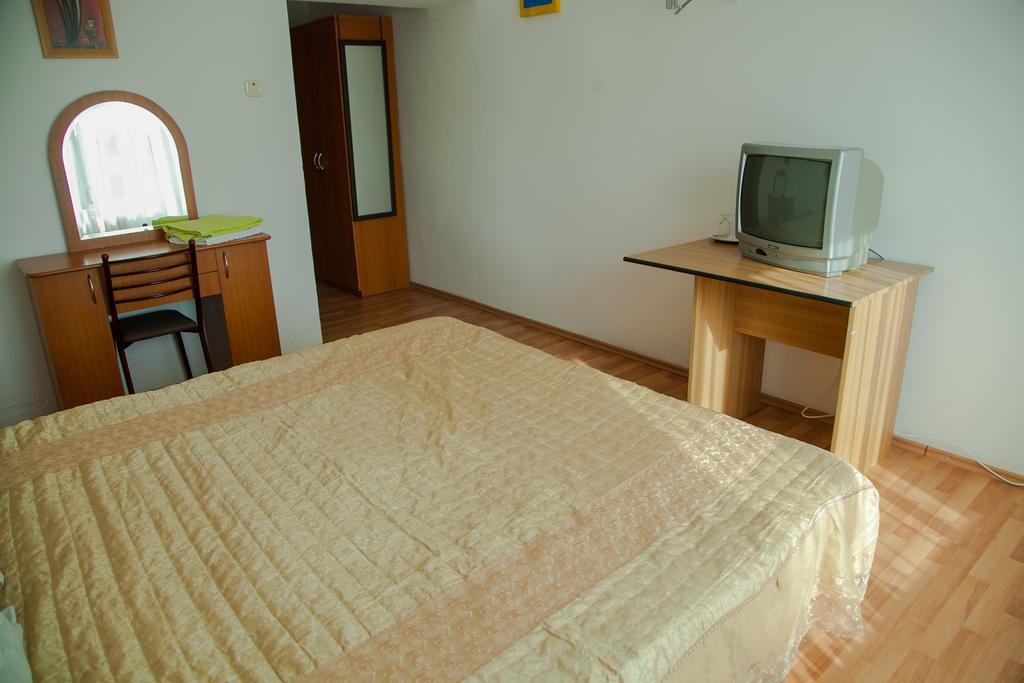 Hotel Vlasca Giurgiu Bagian luar foto