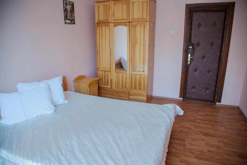 Hotel Vlasca Giurgiu Bagian luar foto